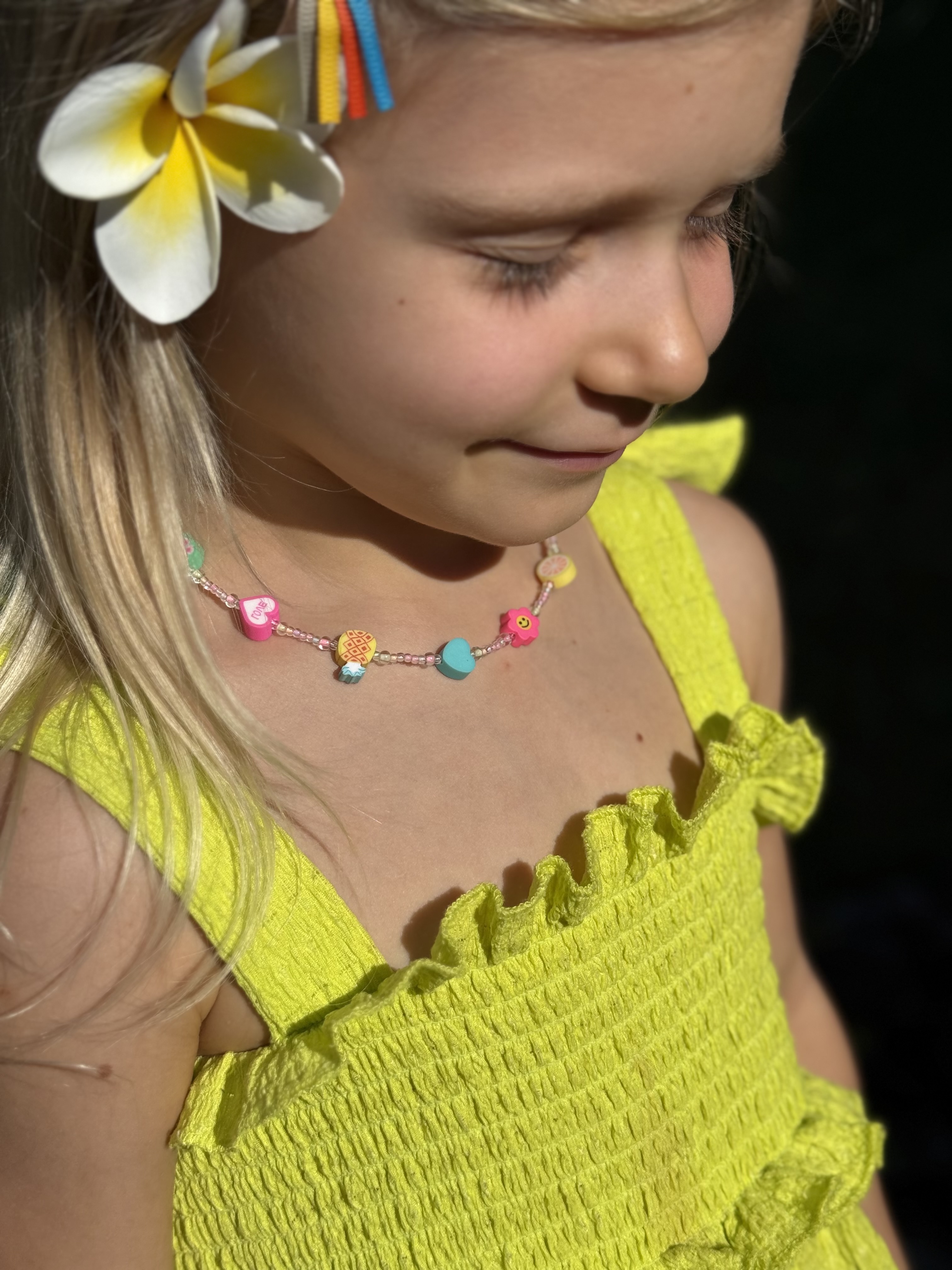 Kids Glow In The Dark Necklace - Image 4